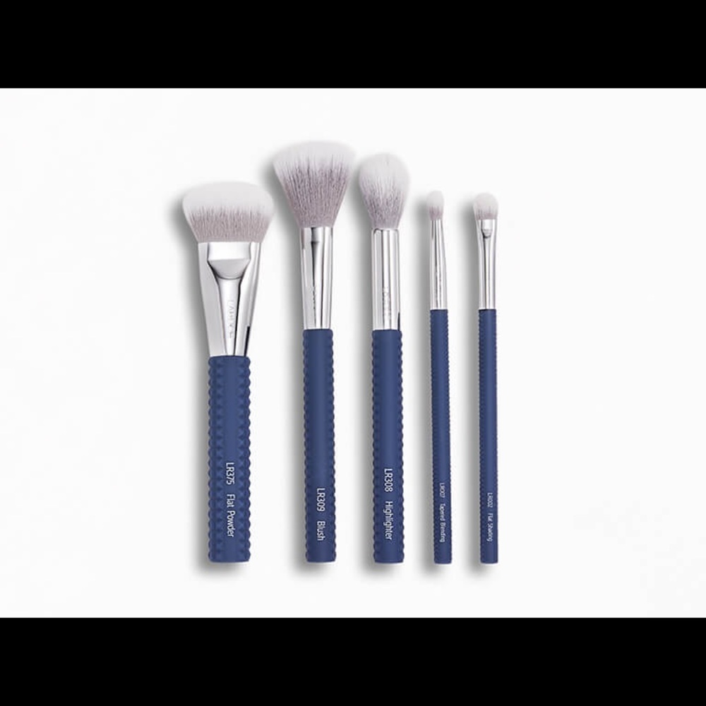 BRAND NEW - UNOPENED Laruce Cheek & Eyes Brush Set